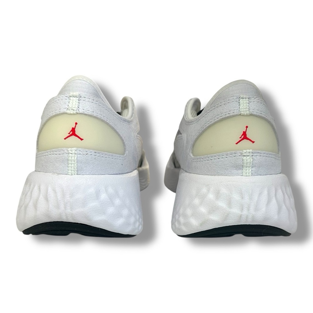 Jordan Delta 3 Low for men size 10.5 white chile red black new with box - Picture 7 of 14